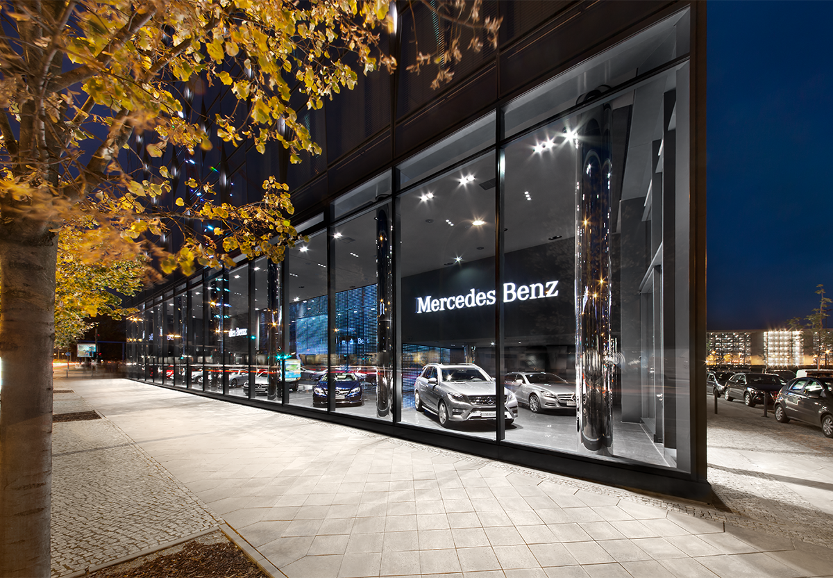 13_DAI_Daimler_Mercedes_Benz_Innenansicht_Restaurant